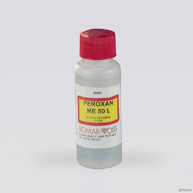 Catalyseur polyester (MEK)